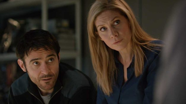 ELIZABETH MITCHELL AND GORAN VISNJIC JOIN DONALD SUTHERLAND IN U.S. TELEVISION PREMIERE OF CROSSING LINES SEASON THREE ON OVATION TV