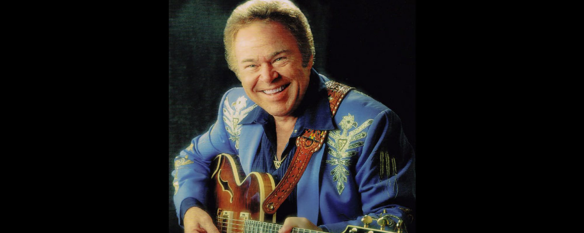 Roy Clark, Hee Haw Host, and Guitarist, Dies in Oklahoma
